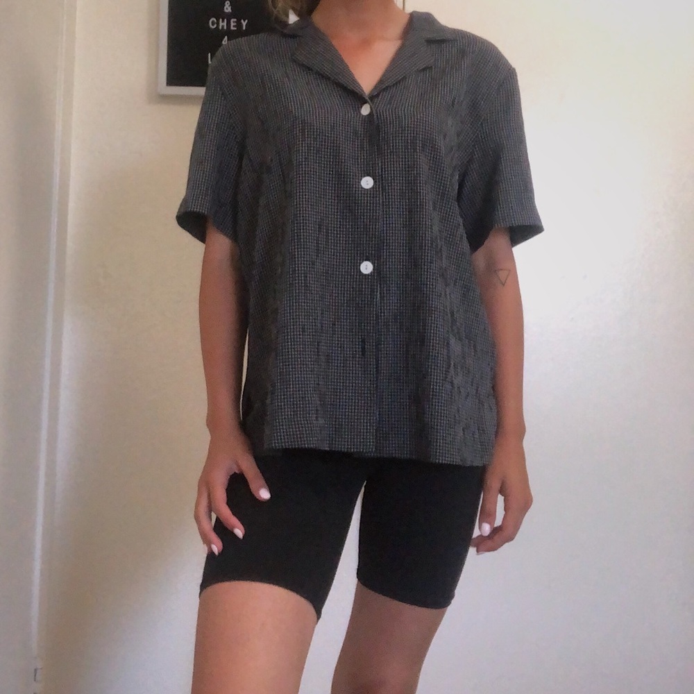 Black and white thrifted graham blouse